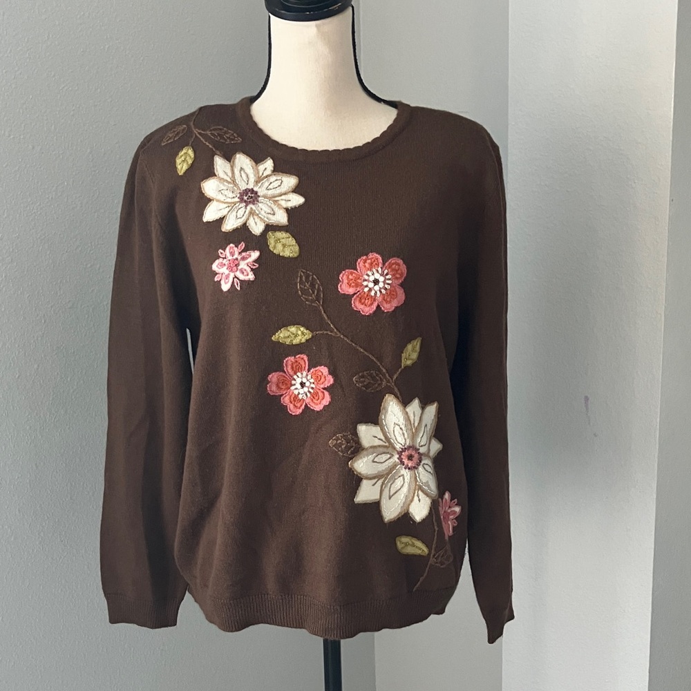 Alfred Dunner Knit brown floral embroidered pullover sweater | L